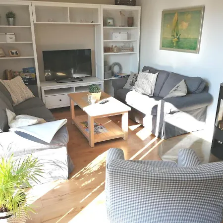 Ferienwohnung * Uckeritz