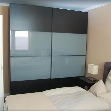Ferienwohnung * Uckeritz